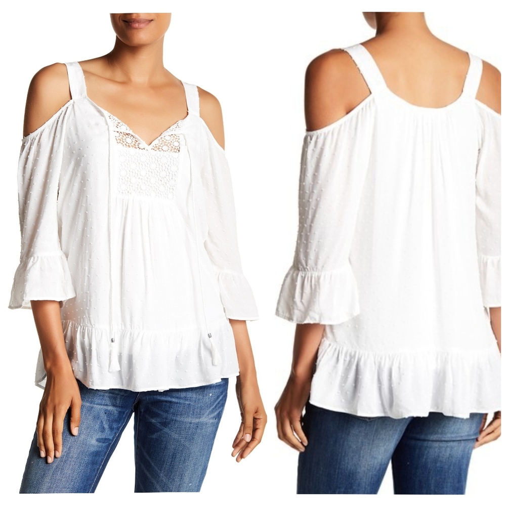 DR2 Daniel Rainn
Crochet Bib Cold Shoulder Blouse